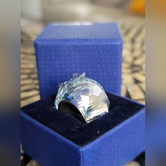 Swarovski Nirvana Ring - Picture 5 of 9